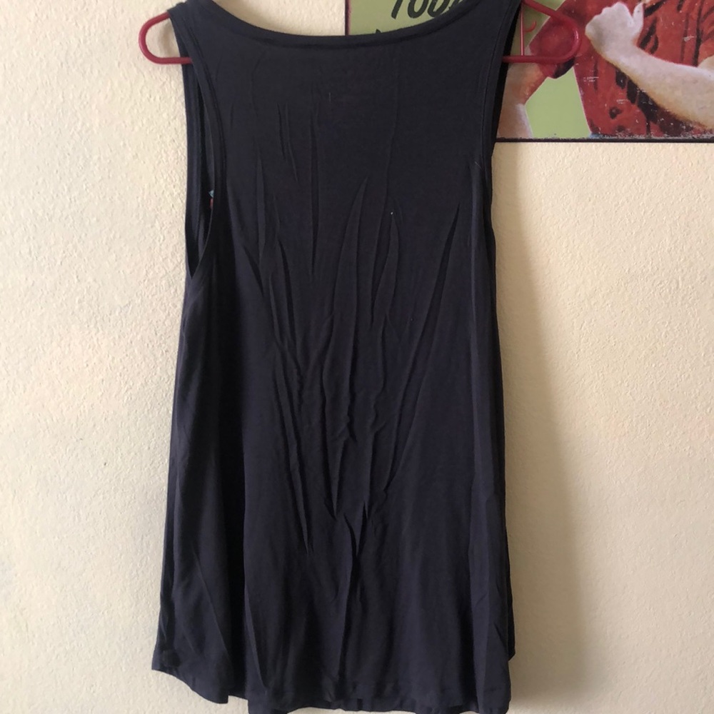 Tank top - Picture 2 of 3